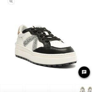 Schutz st bold st-101 sneakers 8.5